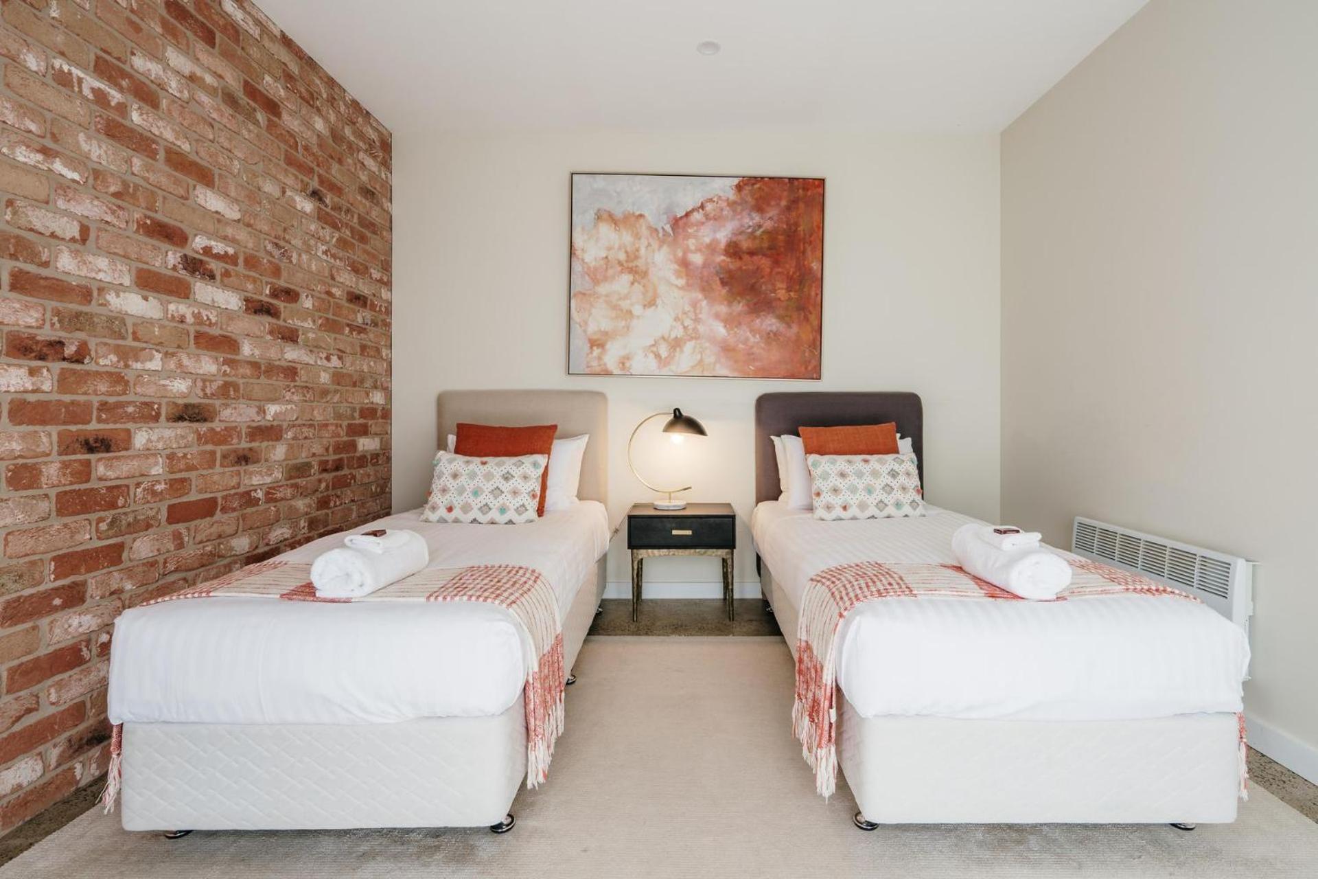 Embracing Evandale Villa ภายนอก รูปภาพ
